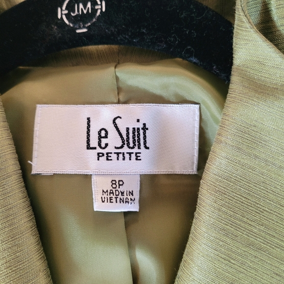 Le Suit Green Chartreuse Suit Jacket Blazer Size 8P Holiday Wear Polyester/Rayon - Picture 8 of 12